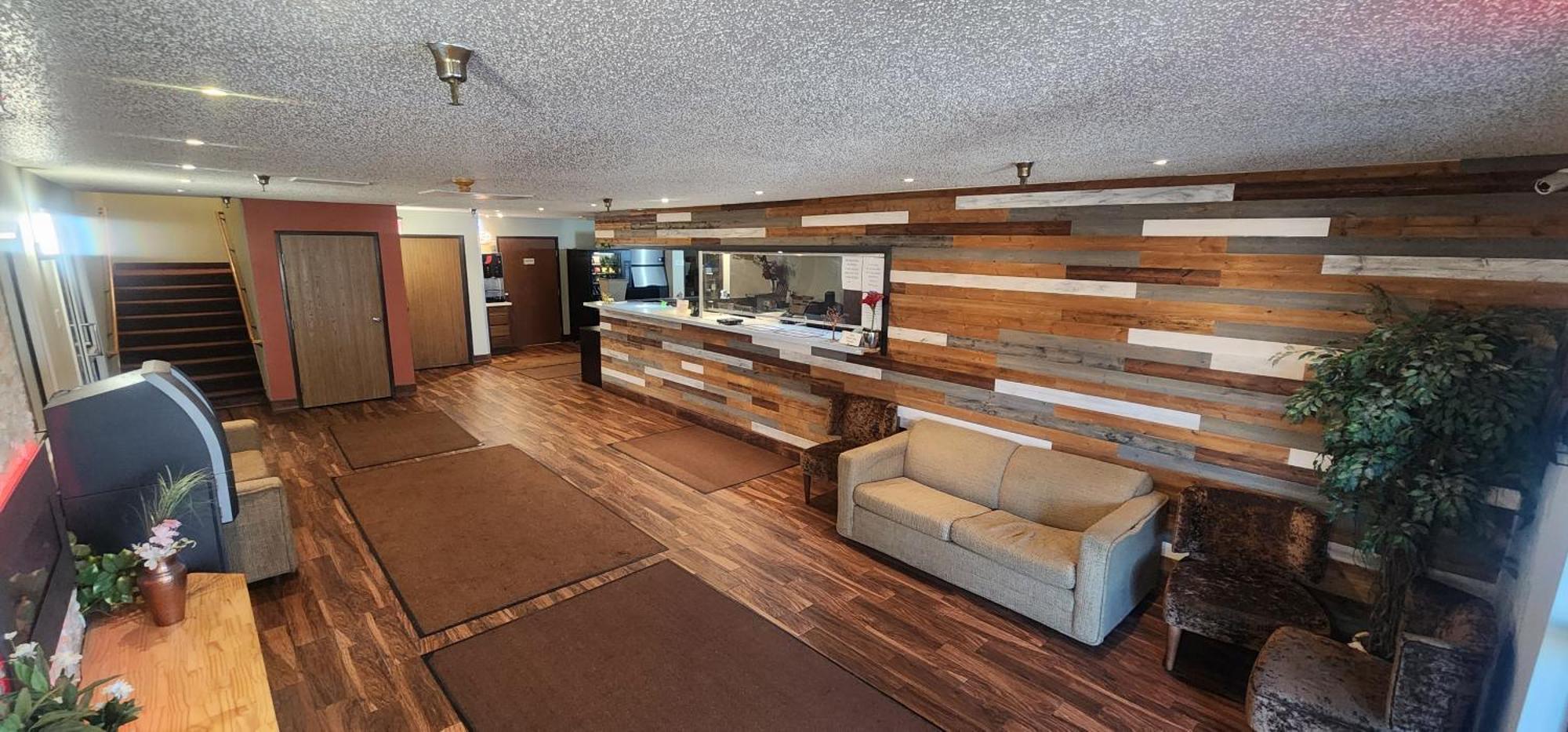 ロードウェイ イン West Fargo エクステリア 写真